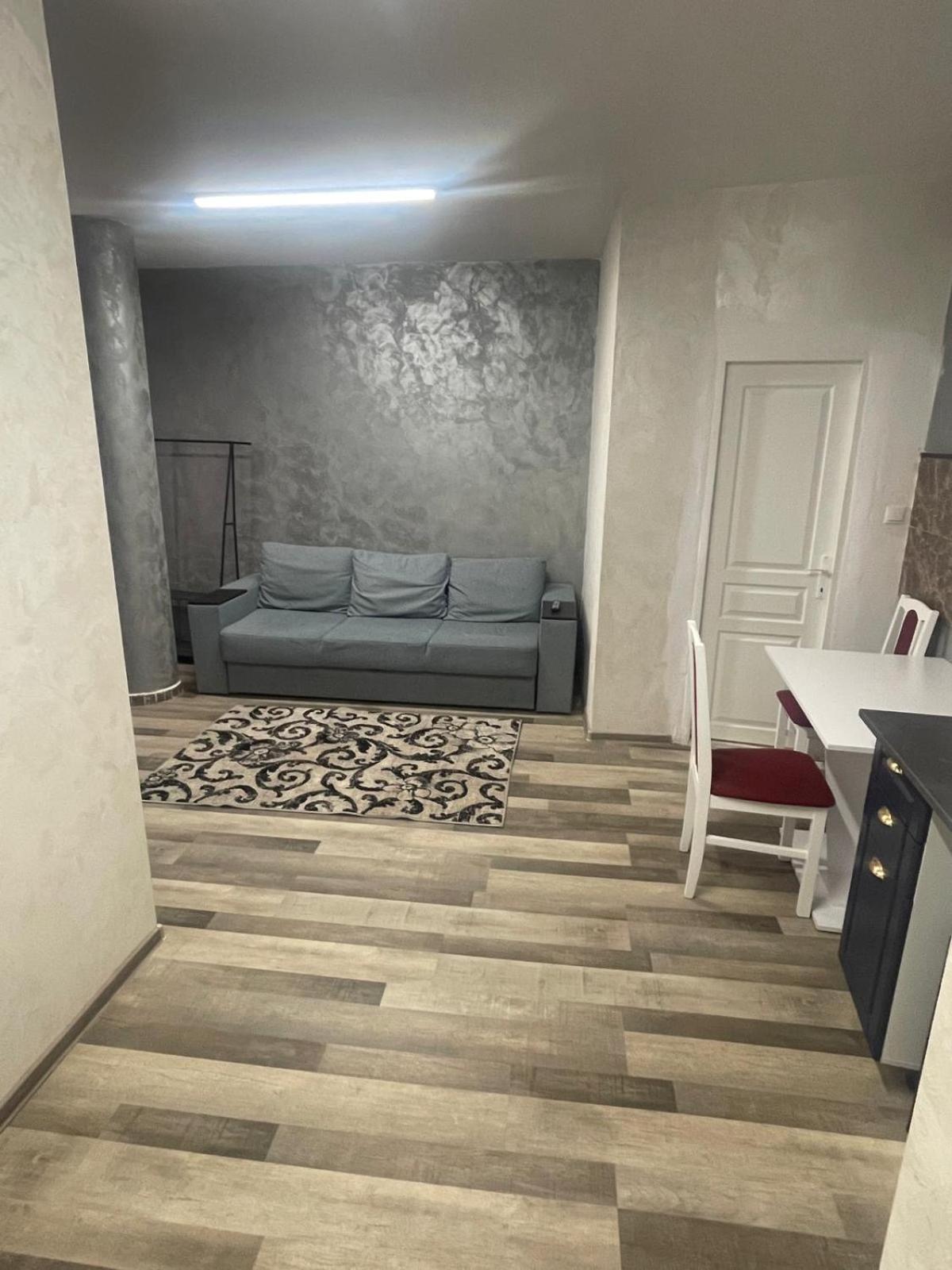 Suite Stay Iasi Bagian luar foto