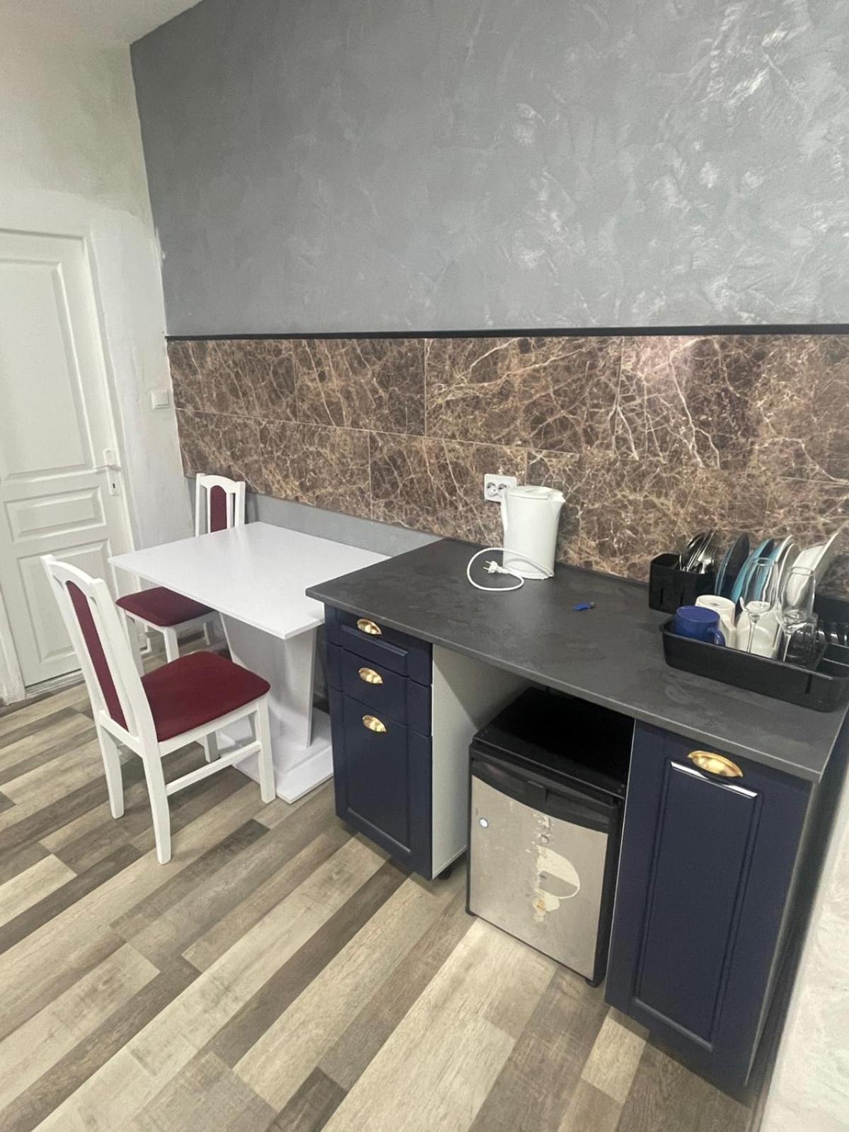 Suite Stay Iasi Bagian luar foto